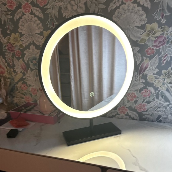 Large 3-tone LED makeup mirror in black, NWT - Picture 1 of 9